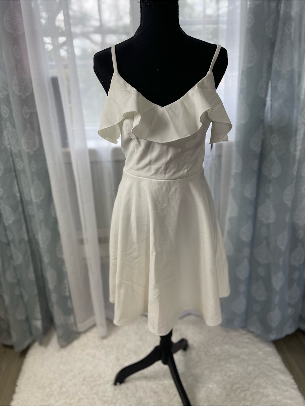 Alice & Trixie Ivory Ruffle Spaghetti Strap Mini Dress